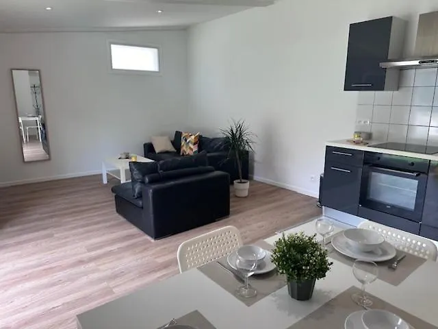 קאן סור מר Appartement Au Calme Avec Jardin Privatif Dans Maison